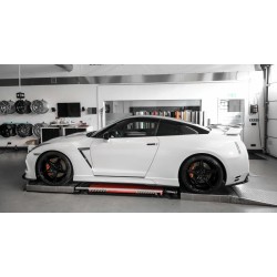 PD750 πλαϊνά μαρσπιέ PRIOR Design για Nissan GT-R R35